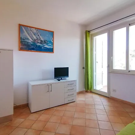 Levante * סנטה טרזה גאיורה