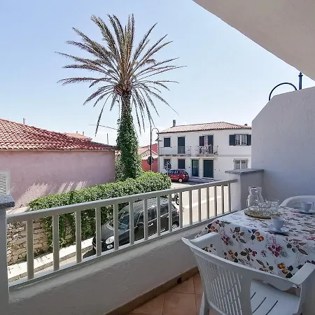 Levante Apartment
